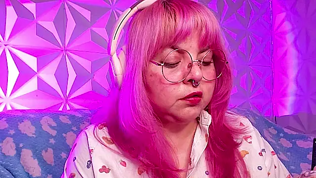 Satyn doll online show from 17, 2, 2026