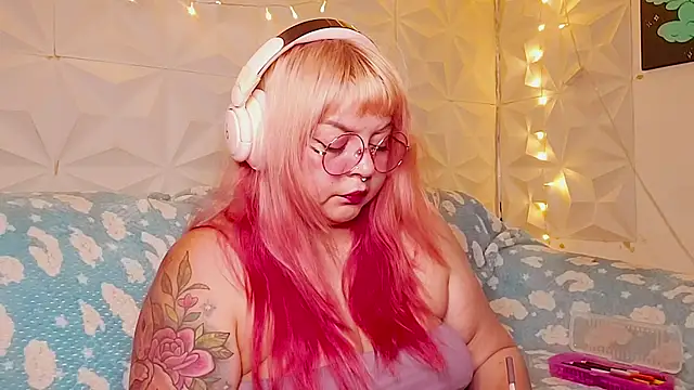 Snapshot of Satyn_doll chatting on 30, 6, 2026 Satyn doll online show from 30, 6, 2026