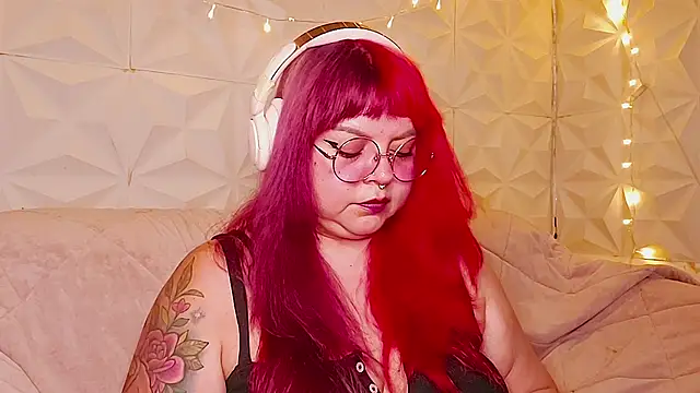 Snapshot of Satyn_doll chatting on 15, 7, 2026 Satyn doll online show from 15, 7, 2026