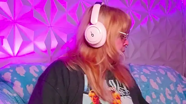 Satyn doll online show from 12, 10, 2025