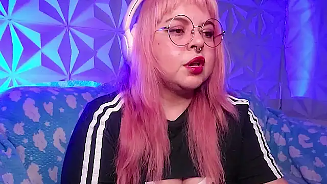 Satyn doll online show from 12, 4, 2026