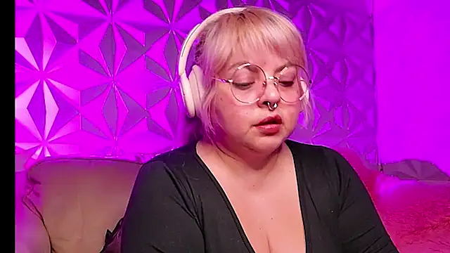 Satyn doll online show from 6, 2, 2026