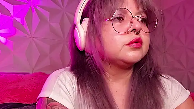 Satyn doll online show from 26, 10, 2025