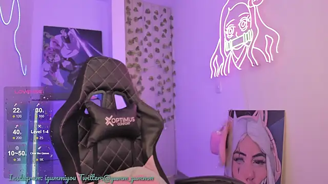 cute catlyn online show from 5, 2, 2025