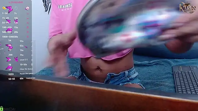 karen sofia  online show from 27, 9, 2025