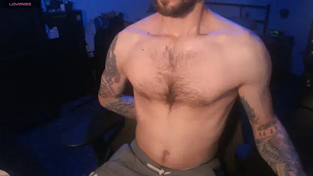 SexxxyLouis online show from 2, 11, 2025