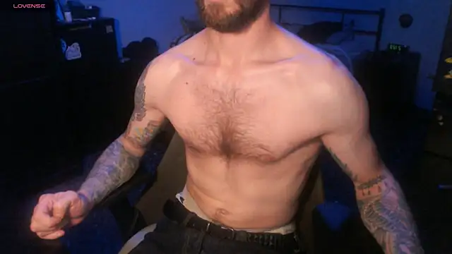 SexxxyLouis online show from 4, 10, 2025