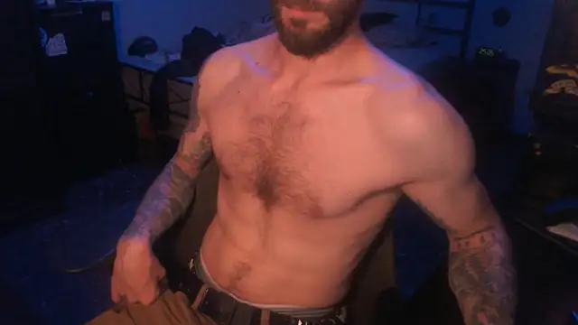 SexxxyLouis online show from 13, 9, 2025