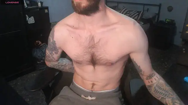 SexxxyLouis online show from 26, 11, 2025