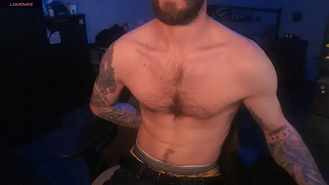 SexxxyLouis online show from 15, 10, 2025