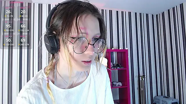  Hanna Moon  online show from 8, 2, 2025