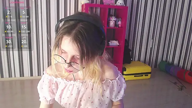  Hanna Moon  online show from 18, 12, 2024