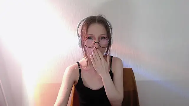  Hanna Moon  online show from 28, 5, 2026