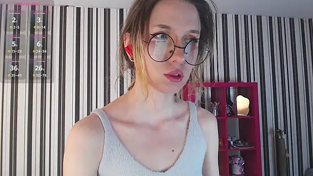  Hanna Moon  online show from 5, 3, 2025