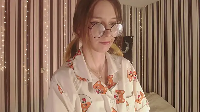  Hanna Moon  online show from 9, 9, 2025