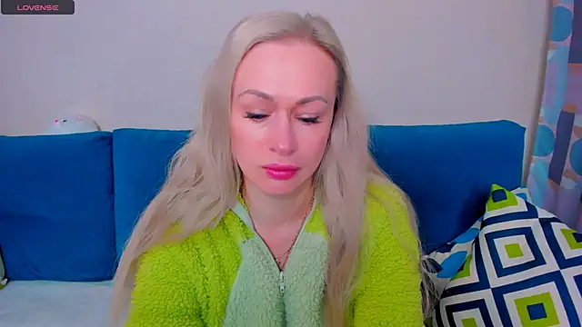 EllenMoore online show from 30, 9, 2025