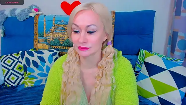 EllenMoore online show from 14, 1, 2025