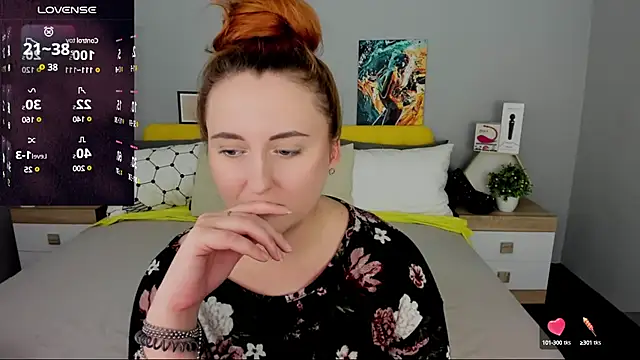 BabeLessi online show from 8, 3, 2025