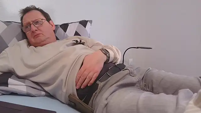 shymanhn online show from 4, 3, 2026