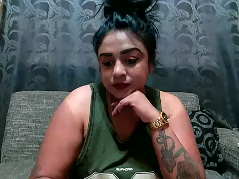 indianishkq7 online show from 4, 1, 2025