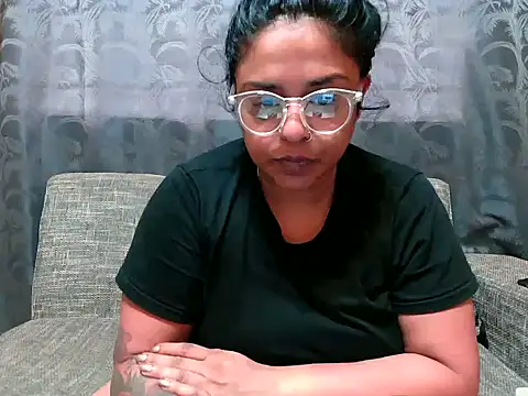 indianishkq7 online show from 28, 12, 2024