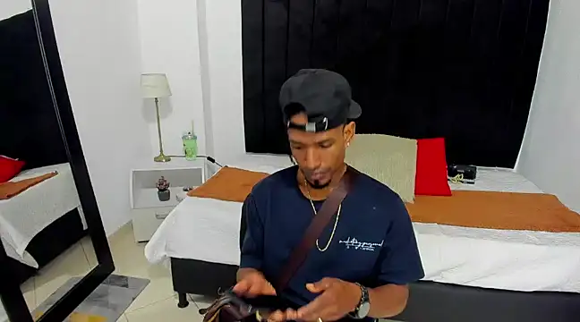 anhtony wayans online show from 8, 12, 2024