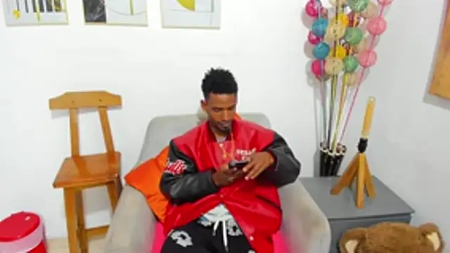 anhtony wayans online show from 25, 3, 2026