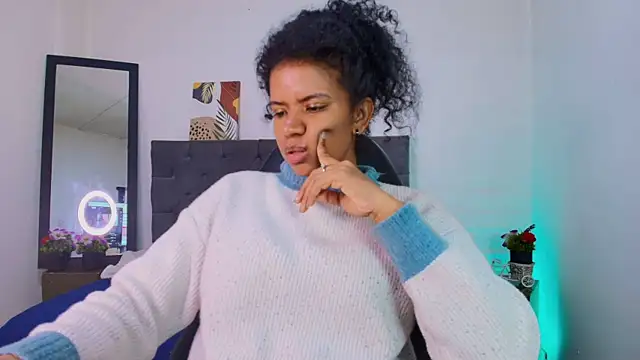 Ellie Alves online show from 15, 9, 2025