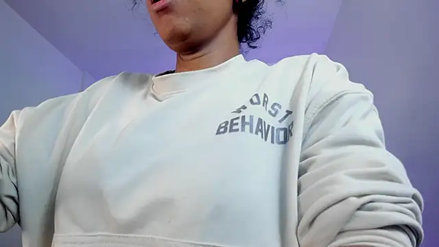 Ellie Alves online show from 18, 10, 2025