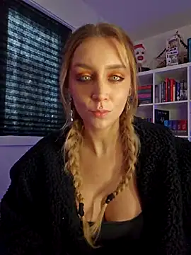 LilyOrion online show from 15, 11, 2025