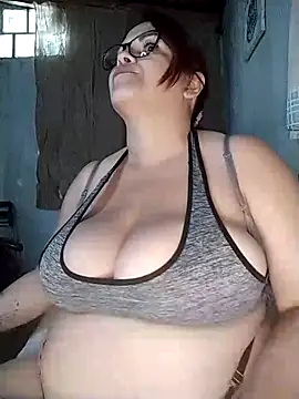 AyantiPonz79 online show from 5, 12, 2025