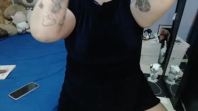 ANGELIQUE KLANE online show from 2, 12, 2025