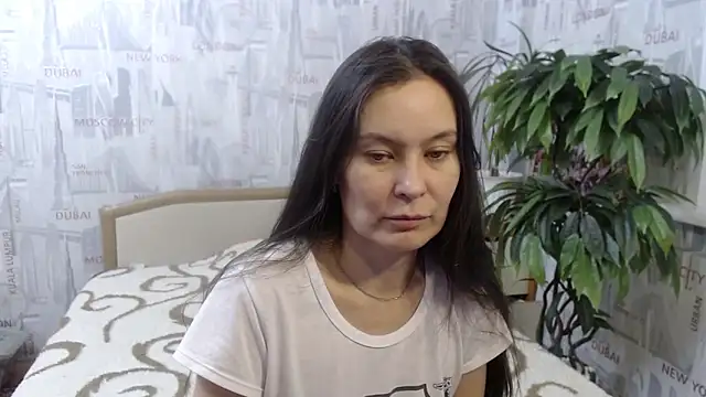 Snapshot of GinaQSoul chatting on 11, 2, 2026 GinaQSoul online show from 11, 2, 2026