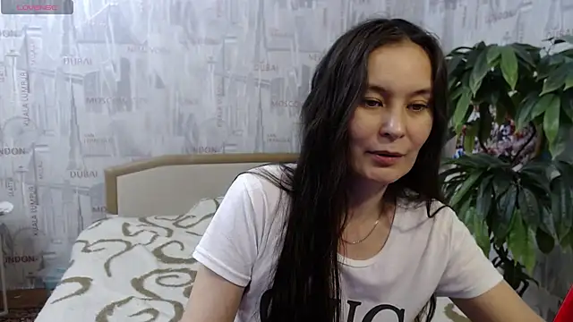 Snapshot of GinaQSoul chatting on 19, 5, 2026 GinaQSoul online show from 19, 5, 2026