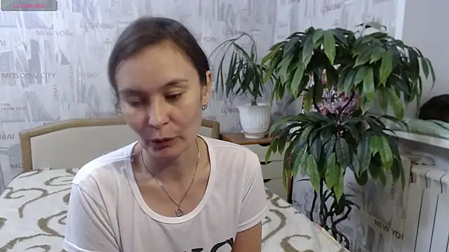 Snapshot of GinaQSoul chatting on 29, 5, 2026 GinaQSoul online show from 29, 5, 2026