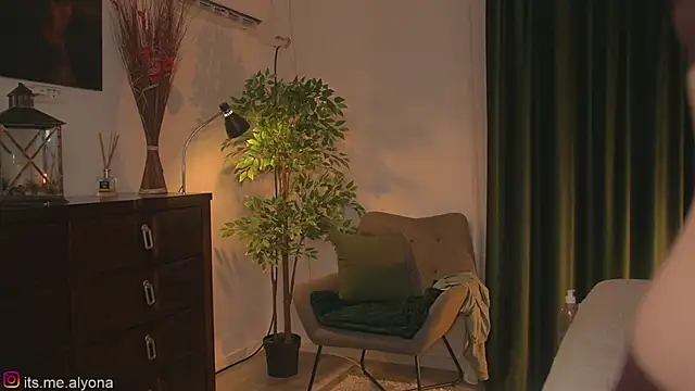 AlyonaX online show from 27, 3, 2026