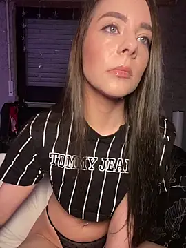 Carmen Monroe online show from 20, 2, 2025