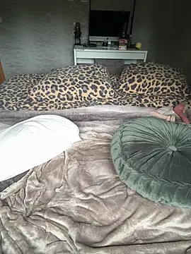 Carmen Monroe online show from 31, 10, 2025