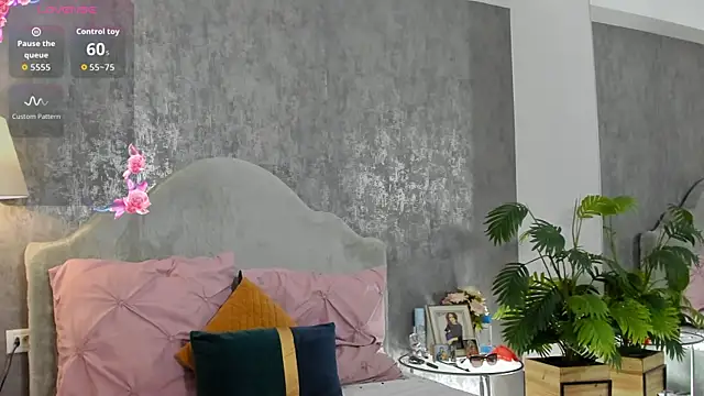 LisaCroft online show from 11, 5, 2026