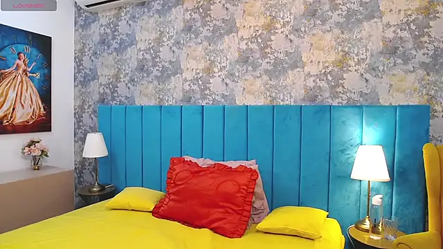 LisaCroft online show from 19, 9, 2025