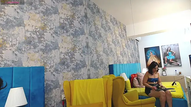 LisaCroft online show from 21, 9, 2025