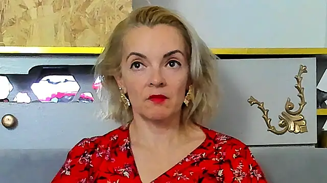 KateConner online show from 8, 11, 2025