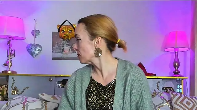 KateConner online show from 20, 3, 2025