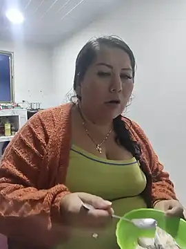 Snapshot of Brenda_Berck_ chatting on 27, 5, 2026 Brenda Berck online show from 27, 5, 2026