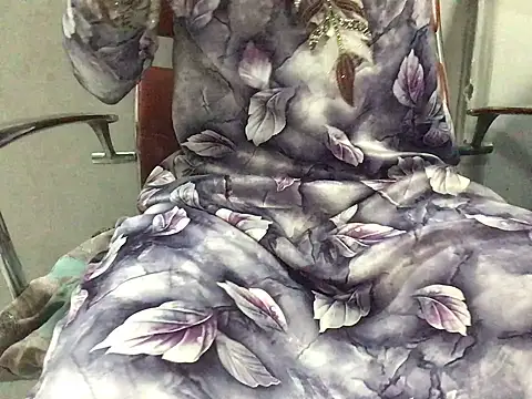 Snapshot of Glenm20 chatting on 24, 2, 2025 Glenm20 online show from 24, 2, 2025