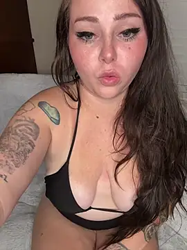 Snapshot of Kira_tattoo chatting on 25, 9, 2025 Kira tattoo online show from 25, 9, 2025