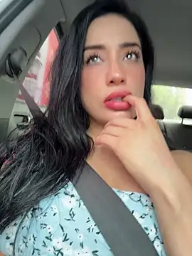 CATALINA RESTREPO online show from 30, 4, 2026