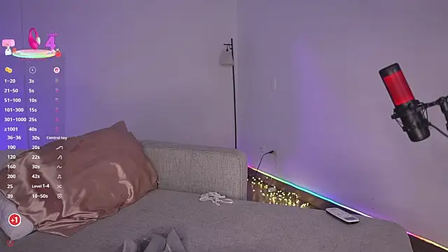 CATALINA RESTREPO online show from 9, 3, 2025