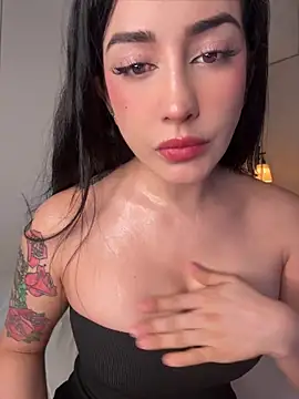 CATALINA RESTREPO online show from 10, 4, 2026