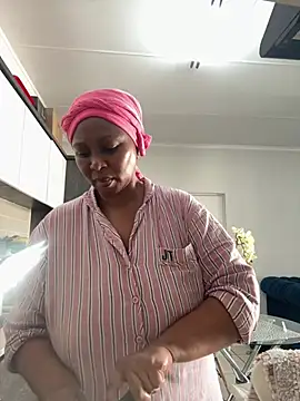 Bootyliciouse21X online show from 1, 6, 2026